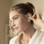 Shokz_Opendots 2_WT_Lifestyle_008
